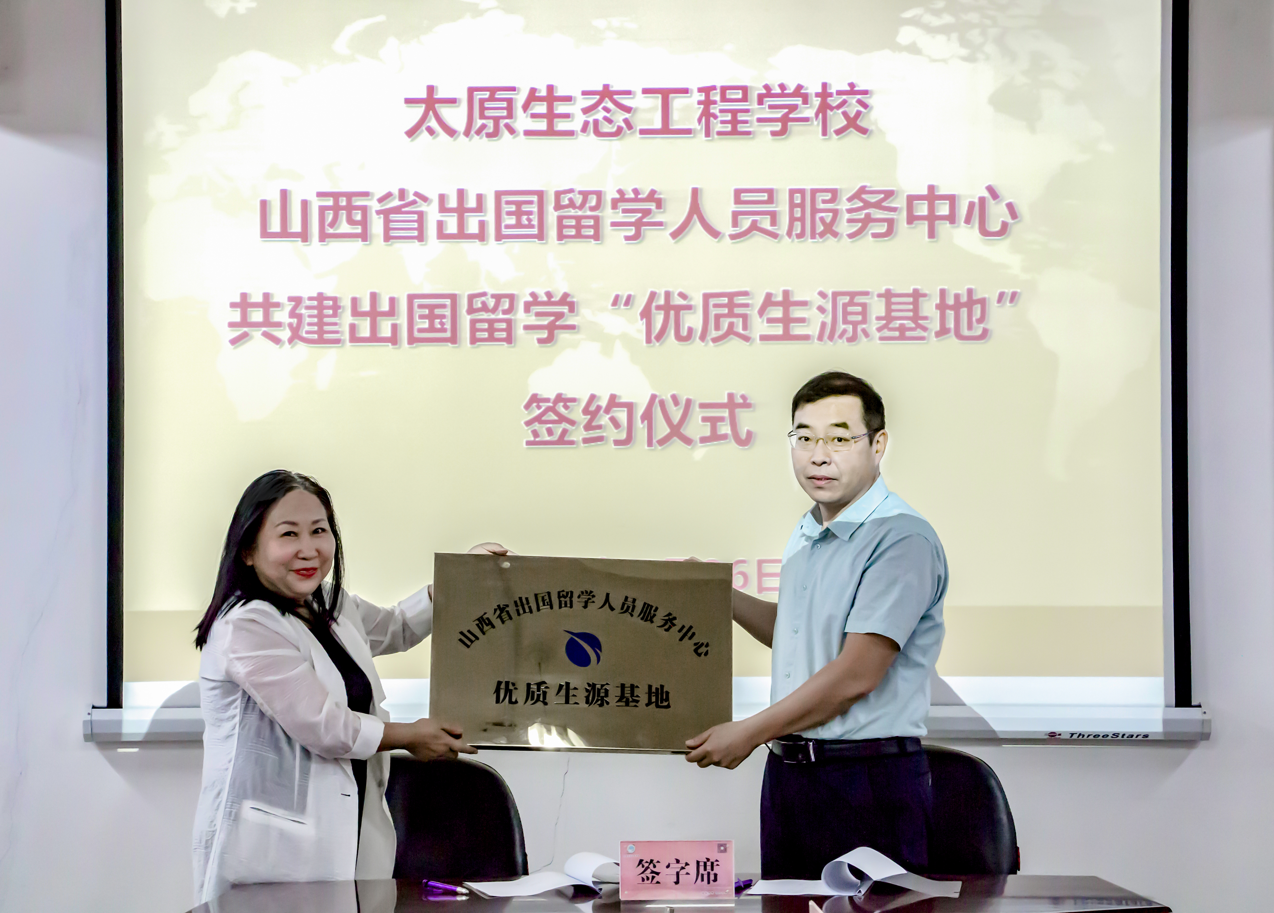 f1c4aed0030d880b26a176c9d38366c.jpg